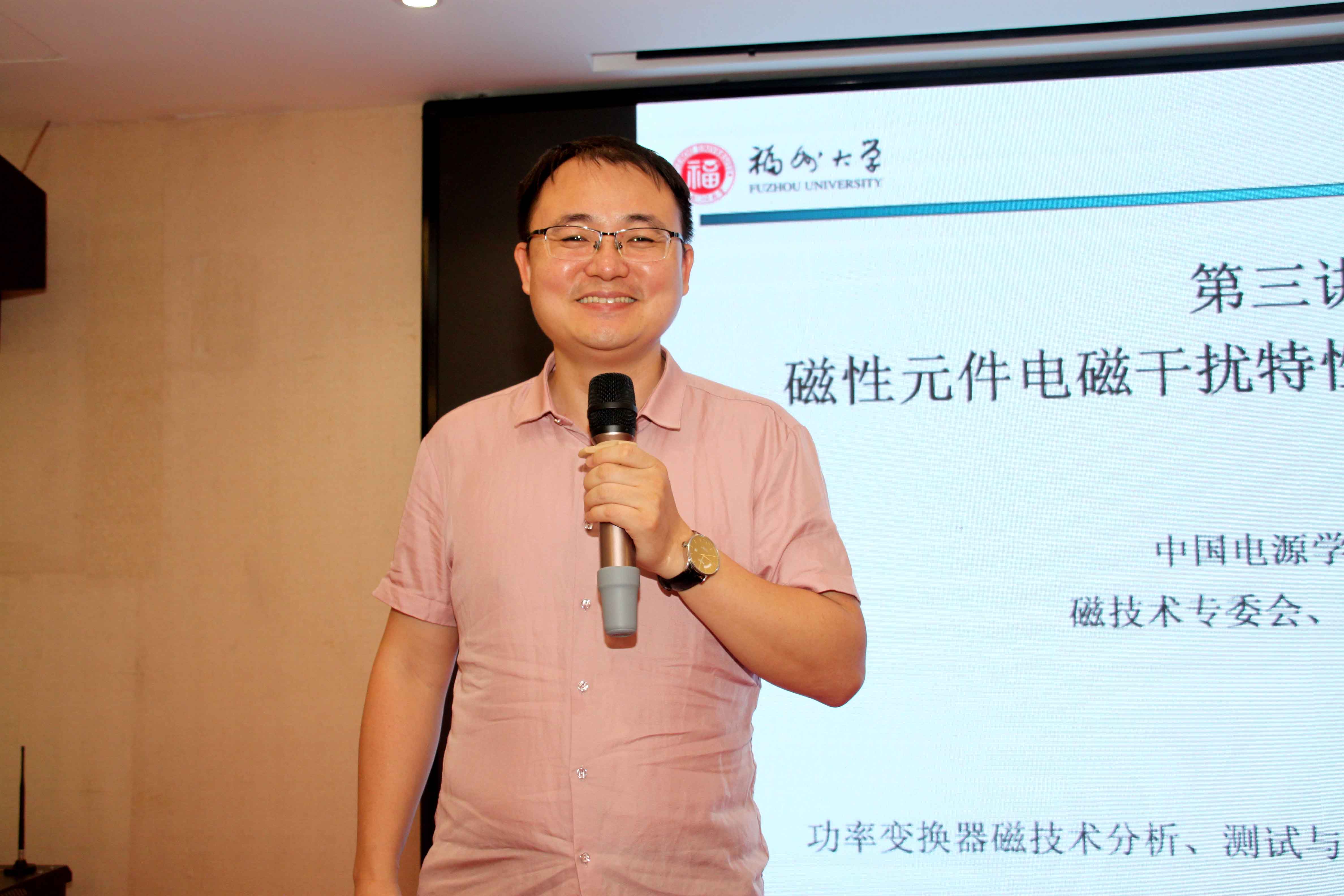 陈庆彬.jpg