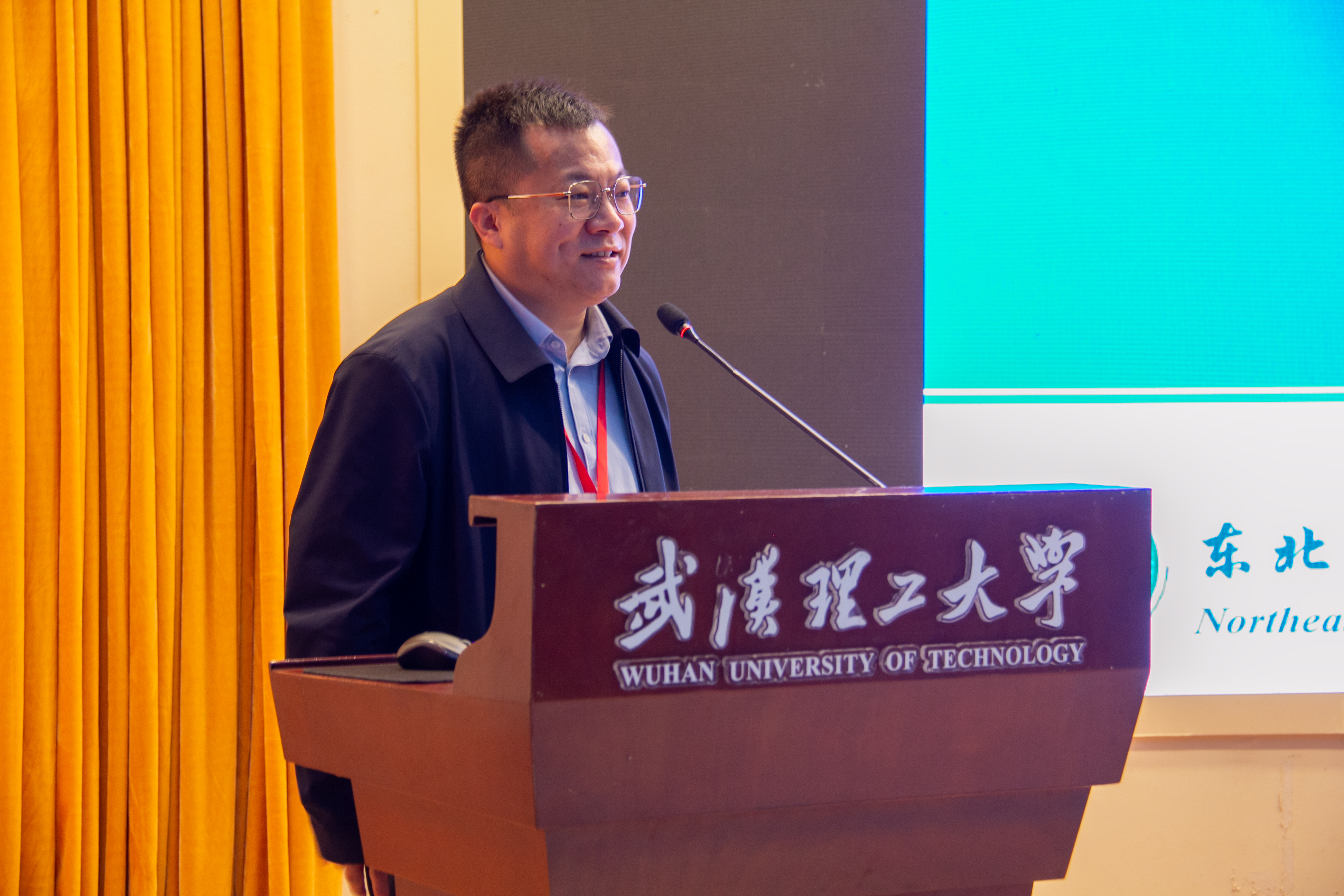 刘闯.jpg